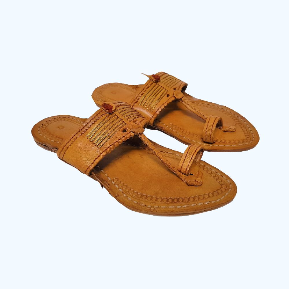 Dhoti matching online chappals